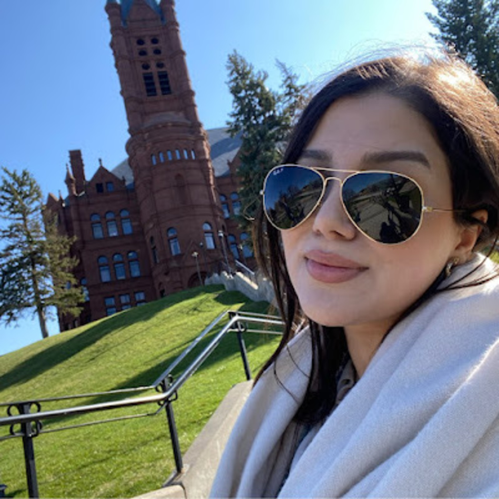 Meet your Posher, Mahin